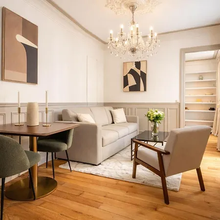 Appartement Trocadero - Elegant With Lift