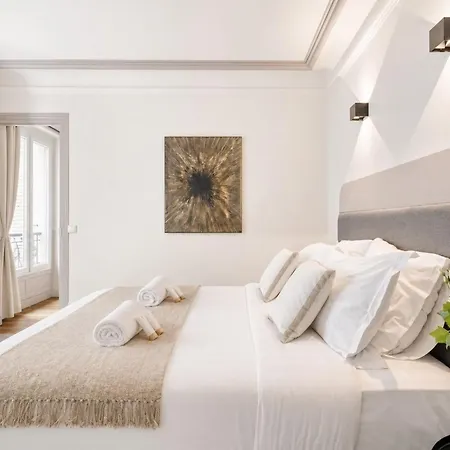 Apartamento Trocadero - Elegant With Lift