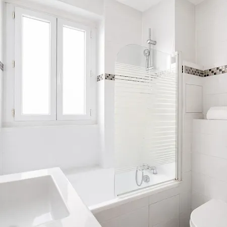 Apartamento Trocadero - Elegant With Lift