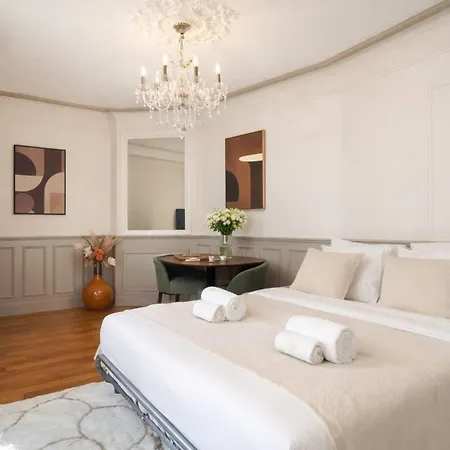 Trocadero - Elegant With Lift Appartement