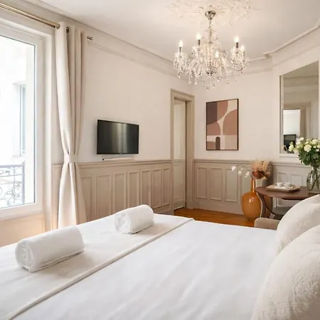 Apartamento Trocadero - Elegant With Lift *